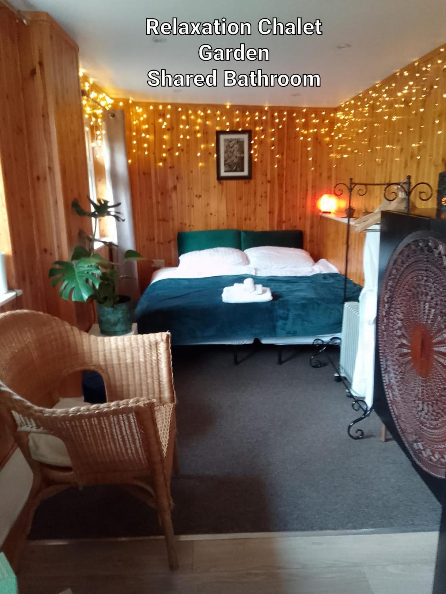 Pilgrims Of The Goddess Bed & Breakfast Glastonbury Exterior photo